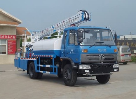 多功能灑水車——東風高空作業(yè)灑水車