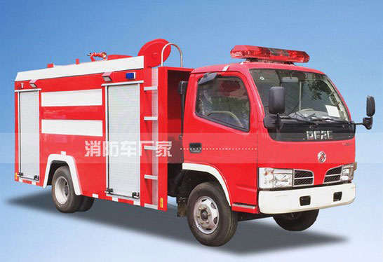 3噸東風(fēng)福瑞卡單排座水罐消防車(chē)價(jià)格