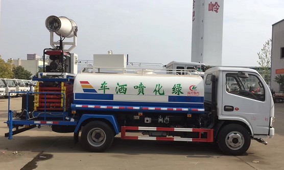 多功能灑水車(chē)型號(hào)_5方東風(fēng)多利卡旋轉(zhuǎn)吊臂升降桿抑塵車(chē)
