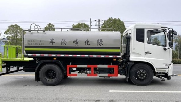 國六東風天錦灑水車側(cè)面 國六東風天錦灑水車側(cè)面
