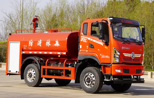 盈通灑水車(chē) 盈通灑水車(chē)